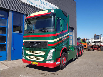 Грузовик-контейнеровоз/ Сменный кузов VOLVO FH 500