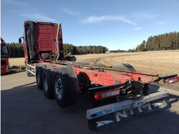 Грузовик-шасси Volvo FH750 8x4 alusta: фото 3