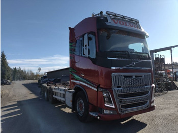Грузовик-шасси Volvo FH750 8x4 alusta: фото 2