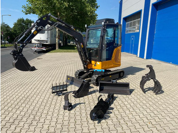 Мини-экскаватор BERGER KRAUS