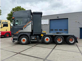 Тягач SCANIA R 580