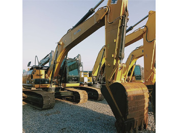 Гусеничный экскаватор CATERPILLAR 320D