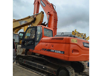 Гусеничный экскаватор DOOSAN DH150