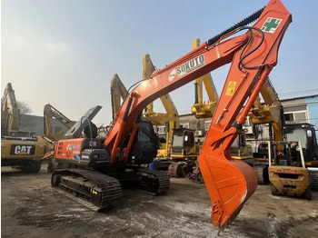 Гусеничный экскаватор Original Japan Used Hitachi excavator ZX200-3G in good condition for sale: фото 3