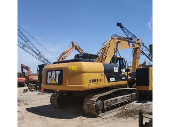 Гусеничный экскаватор CATERPILLAR 320D