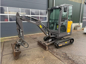 Мини-экскаватор VOLVO EC18D