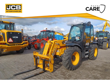 Телескопический погрузчик JCB