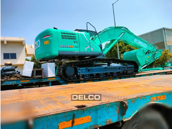 Гусеничный экскаватор KOBELCO