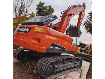Гусеничный экскаватор DOOSAN DX225LC-9C