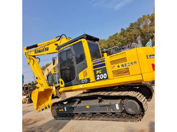 Гусеничный экскаватор KOMATSU PC200