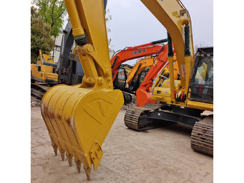 Гусеничный экскаватор Komatsu PC 220-8: фото 5