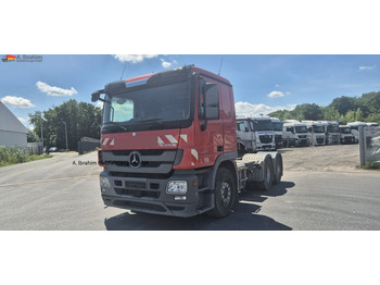 Тягач MERCEDES-BENZ