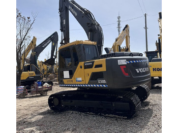 Гусеничный экскаватор VOLVO EC140D