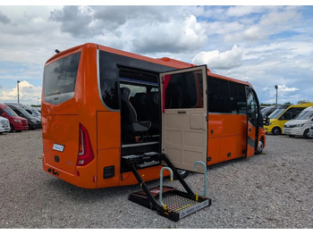 Автобус IVECO Daily