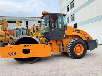 XCMG XS143J в лизинг XCMG XS143J: фото 3