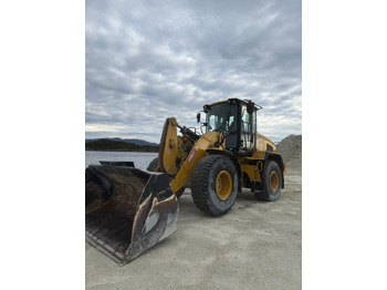 Колёсный погрузчик CATERPILLAR 930M