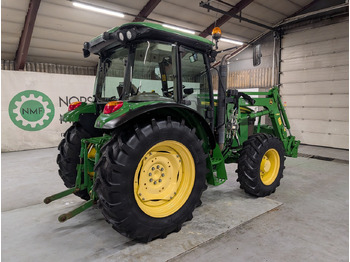 Трактор John Deere 5085M: фото 5