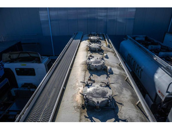 Грузовик-цистерна Для транспортировки пищевых продуктов Renault PREMIUM 320 DXI+CITERNE ALIMENTAIRE ( engine problem): фото 4