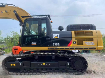Гусеничный экскаватор CATERPILLAR 336D2