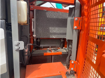 Мини-экскаватор Hitachi ZX 70: фото 4 Мини-экскаватор Hitachi ZX 70: фото 4