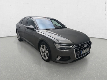 Седан AUDI
