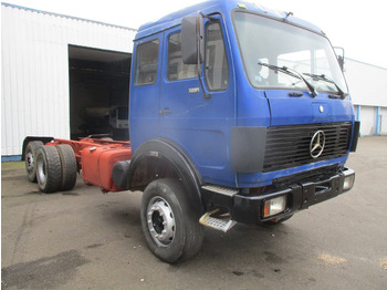 Грузовик-шасси Mercedes-Benz 2435 ,V8 , Bi Turbo, 6x2 , Spring Suspension, Airco: фото 4 Грузовик-шасси Mercedes-Benz 2435 ,V8 , Bi Turbo, 6x2 , Spring Suspension, Airco: фото 4