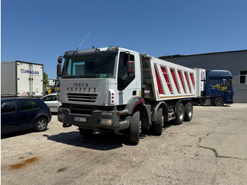 Грузовик IVECO EuroTrakker