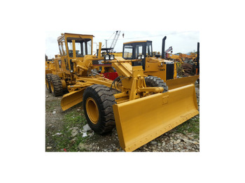 Грейдер CATERPILLAR 140H