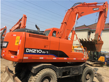 Колёсный экскаватор Doosan DH210w-7 wheel excavator: фото 2