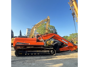 Гусеничный экскаватор DOOSAN DX300LC