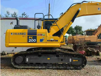 Гусеничный экскаватор KOMATSU PC200-7