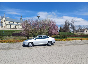 Седан VOLKSWAGEN