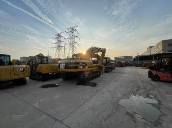 Гусеничный экскаватор CATERPILLAR 320BL