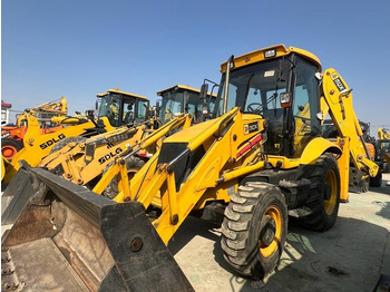 Экскаватор-погрузчик JCB 3CX