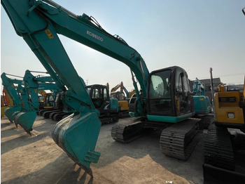 Гусеничный экскаватор KOBELCO