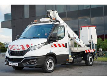 Грузовик с подъемником IVECO Daily