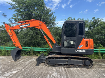 Мини-экскаватор DOOSAN DH55