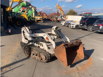 Мини-погрузчик с бортовым поворотом BOBCAT