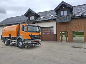 Подметально-уборочная машина BUCHER