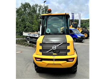 Колёсный погрузчик Volvo L 25 Electric: фото 4