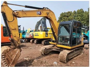 Гусеничный экскаватор CATERPILLAR 307