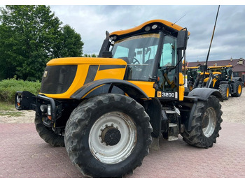 Трактор JCB Fastrac 3200: фото 2