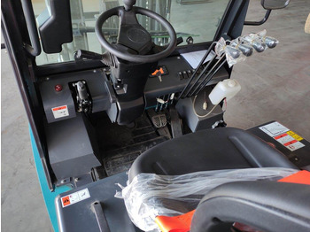 Электропогрузчик Baoli KBE35: фото 5 Электропогрузчик Baoli KBE35: фото 5