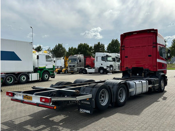 Грузовик-контейнеровоз/ Сменный кузов Scania R450 6x2 BDF Full Air / Retarder / 2 Tank / No EGR / 06-2026 Apk!: фото 3