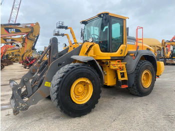 Колёсный погрузчик VOLVO L120H