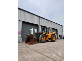 Колёсный погрузчик HYUNDAI