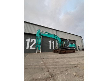 Гусеничный экскаватор KOBELCO