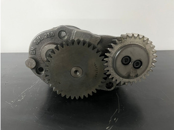 Масляный насос LIEBHERR