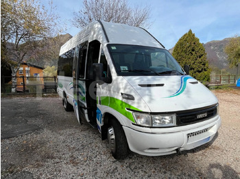 Микроавтобус IVECO Daily