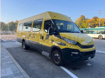 Школьный автобус IVECO Daily